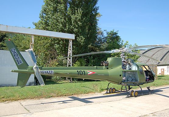 as350-zold-01.jpg