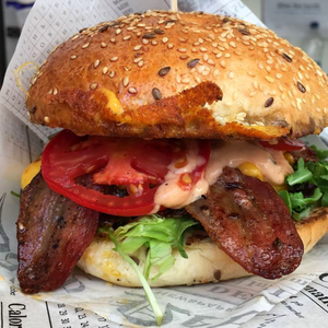BpBurger (225) - Burger Bár-Hol