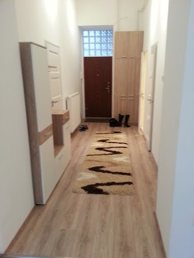 Legfrissebb kiadó lakásaink! central home Fürdőszoba wc egyben