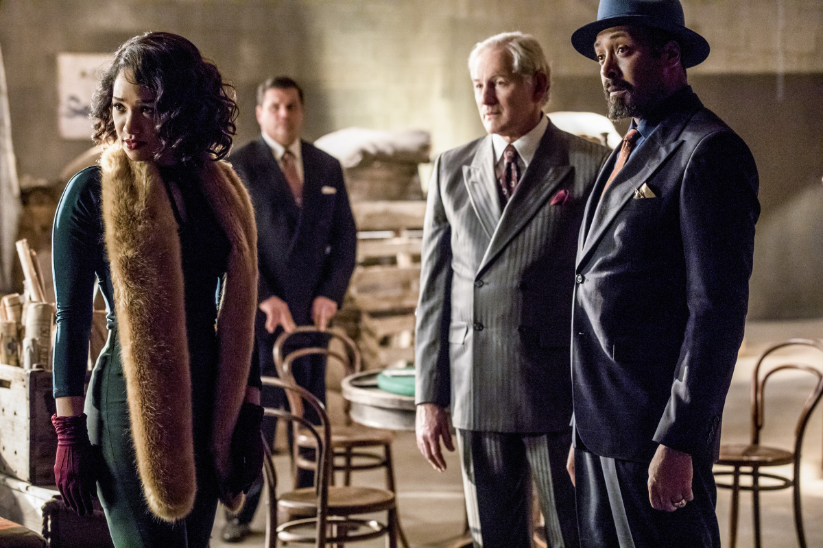 The Flash -- ‘Duet‘ -- FLA317c_0544b.jpg -- Pictured (L-R): Candice Patton as Iris West, Victor Garber as Professor Martin Stein and Jesse L. Martin as Detective Joe West -- Photo: Jack Rowand/The CW -- ÃÂ© 2017 The CW Network, LLC. All rights reserved.