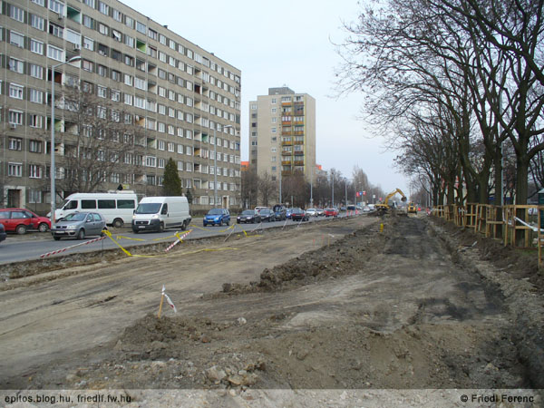 3. Épül az Andor utca bővítése, 2010. március. Forrás: http://epitos.blog.hu/2010/03/23/szelesedik_az_andor_utca