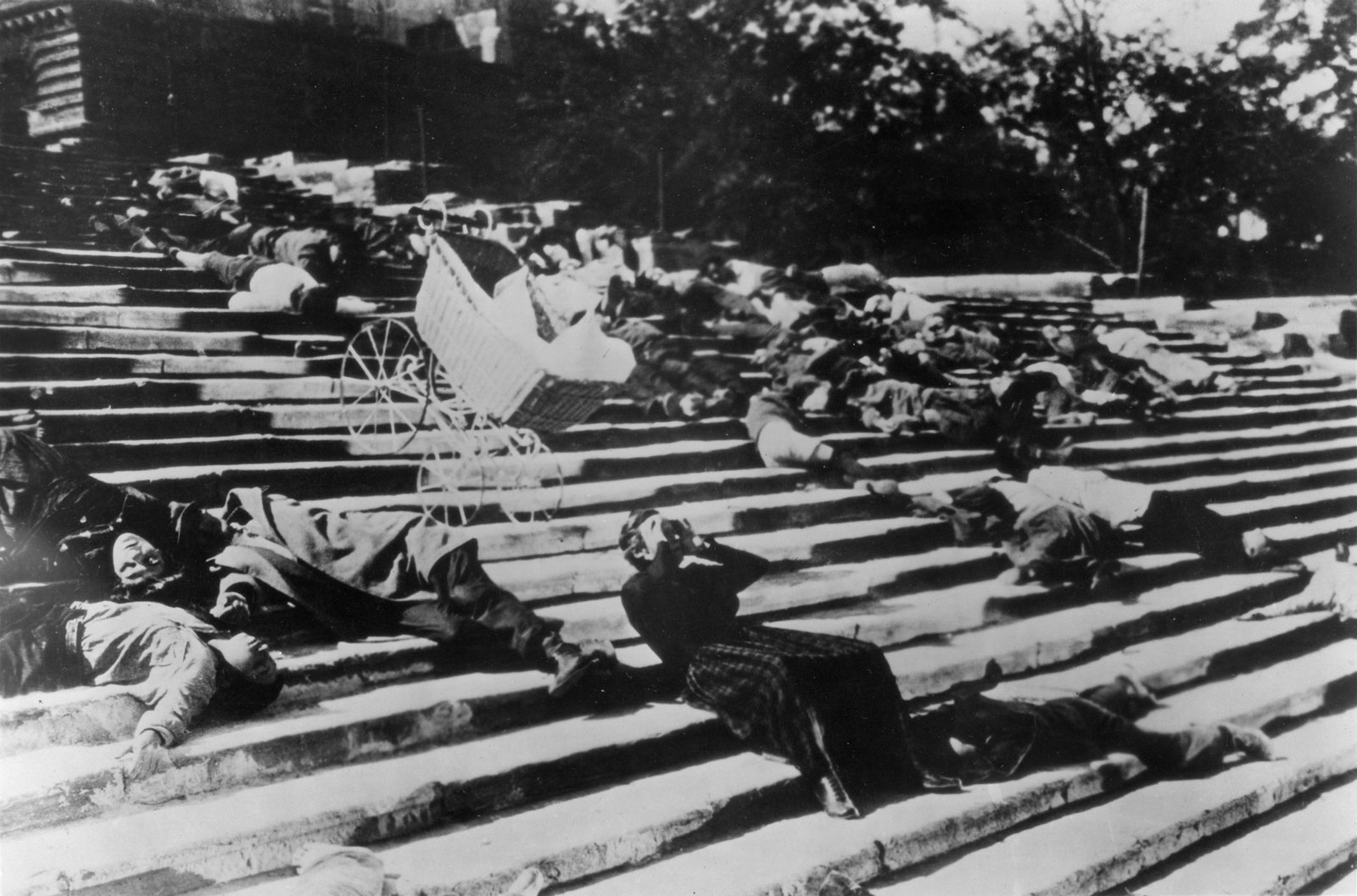 27. patyomkin páncélos (ÐÑоненоÑÐµÑ ÐоÑÑмкин) 1925 1001 film Berta szék