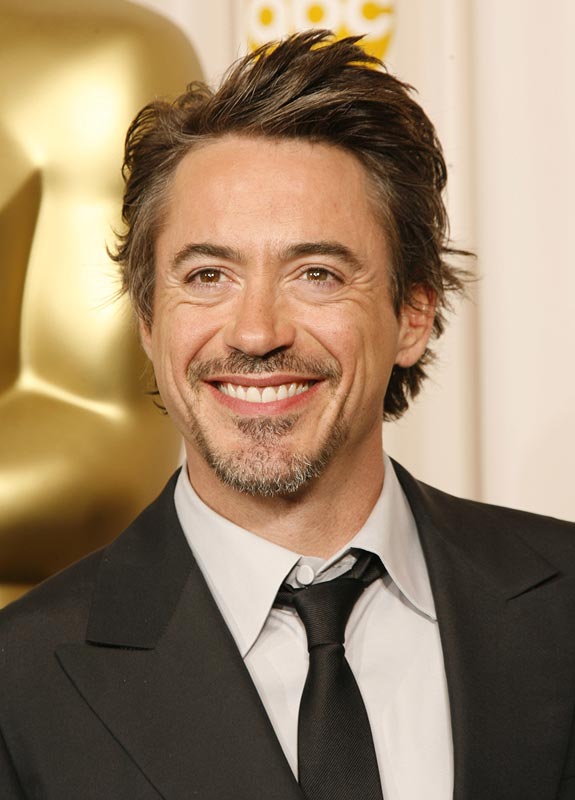 http://m.blog.hu/fi/filmdroid/image/peter/hiressegekkepek/robertdowney/robertdowney.jpg