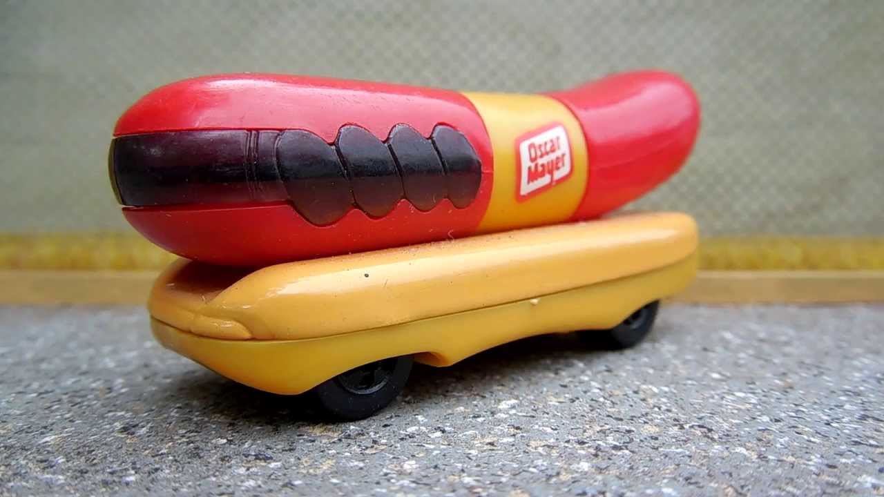 Хот дог на колесах Oscar Mayer