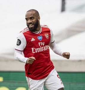 lacazette_alexandre_szakallal_arsenal_mezben.jpg