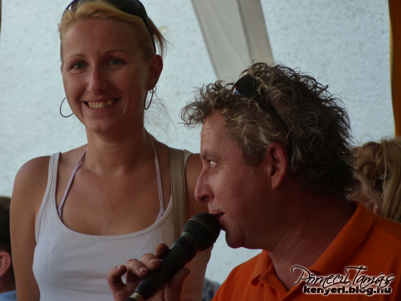 2012 - A bemondó Zsiga mellett egy ifjú hölgy mosolygott ebben az évben