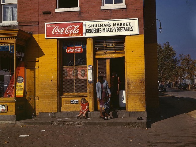 Washington DC, 1941 Coca Cola.jpg