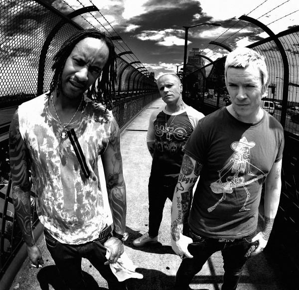 http://m.blog.hu/la/langologitarok/image/prodigy_band.jpg