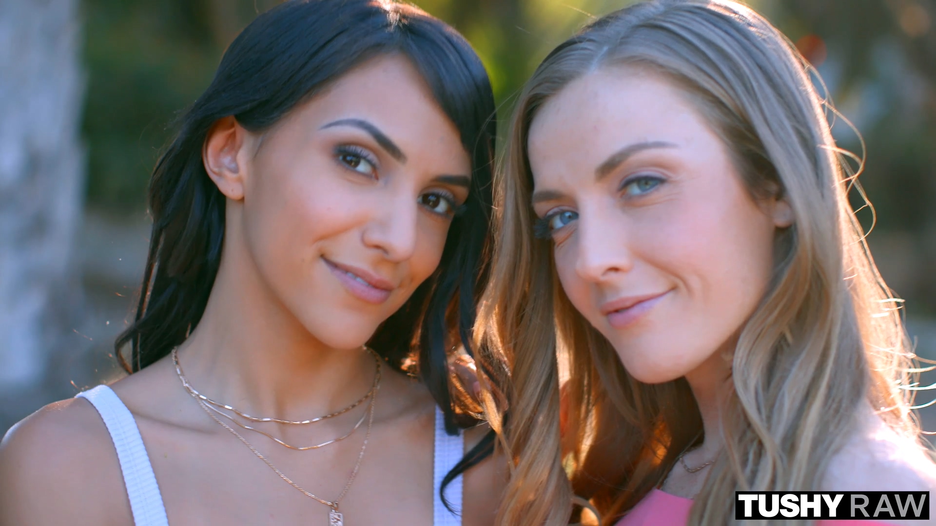 tushyraw_19_09_21_karla_kush_and_hime_marie_mp4_20191002_110653_387.jpg