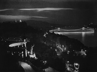 A fény szerelmese - Dulovits Jenő 15 fotója Budapestről (1930-1958)
