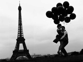 Ma 126 éves az Eiffel-torony