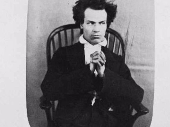 Ritkán látott portrék a világ első elmegyógyintézetének beteg és már meggyógyult lakóiról (1856-1860)