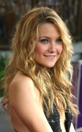 Goldie Hawn Plastic Surgery on Kate Hudson  31     Goldie Hawn L  Nya  Aki T  Bbek K  Zt Olyan