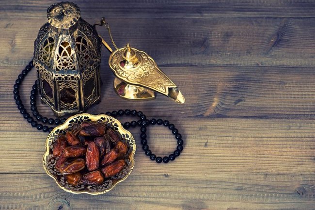 próféta flirt feleségével ramadán idején