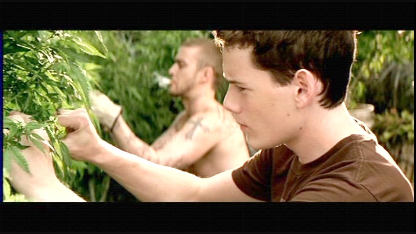 005adg_anton_yelchin_030.jpg