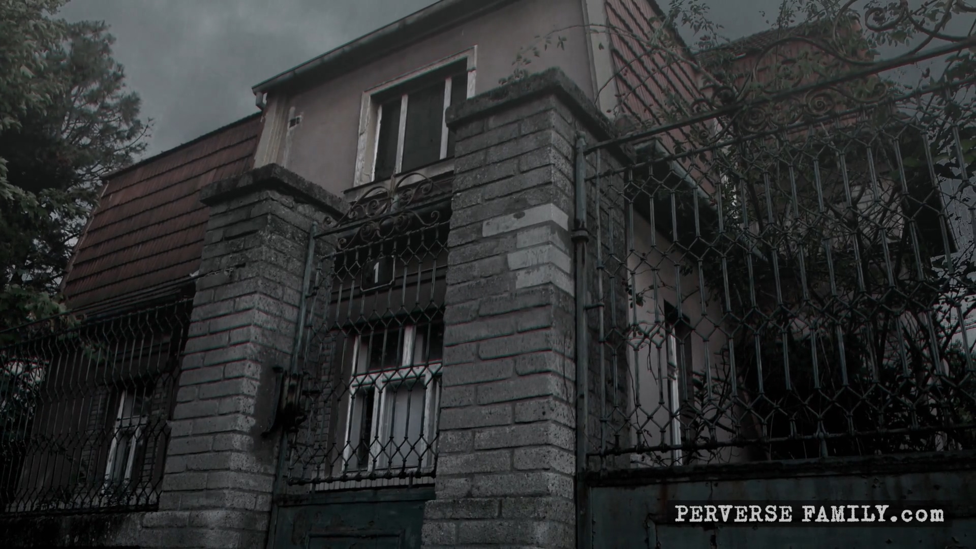 perverse-family-unexpected-breakfast-1920x1080_mp4_20191031_085402_337.jpg
