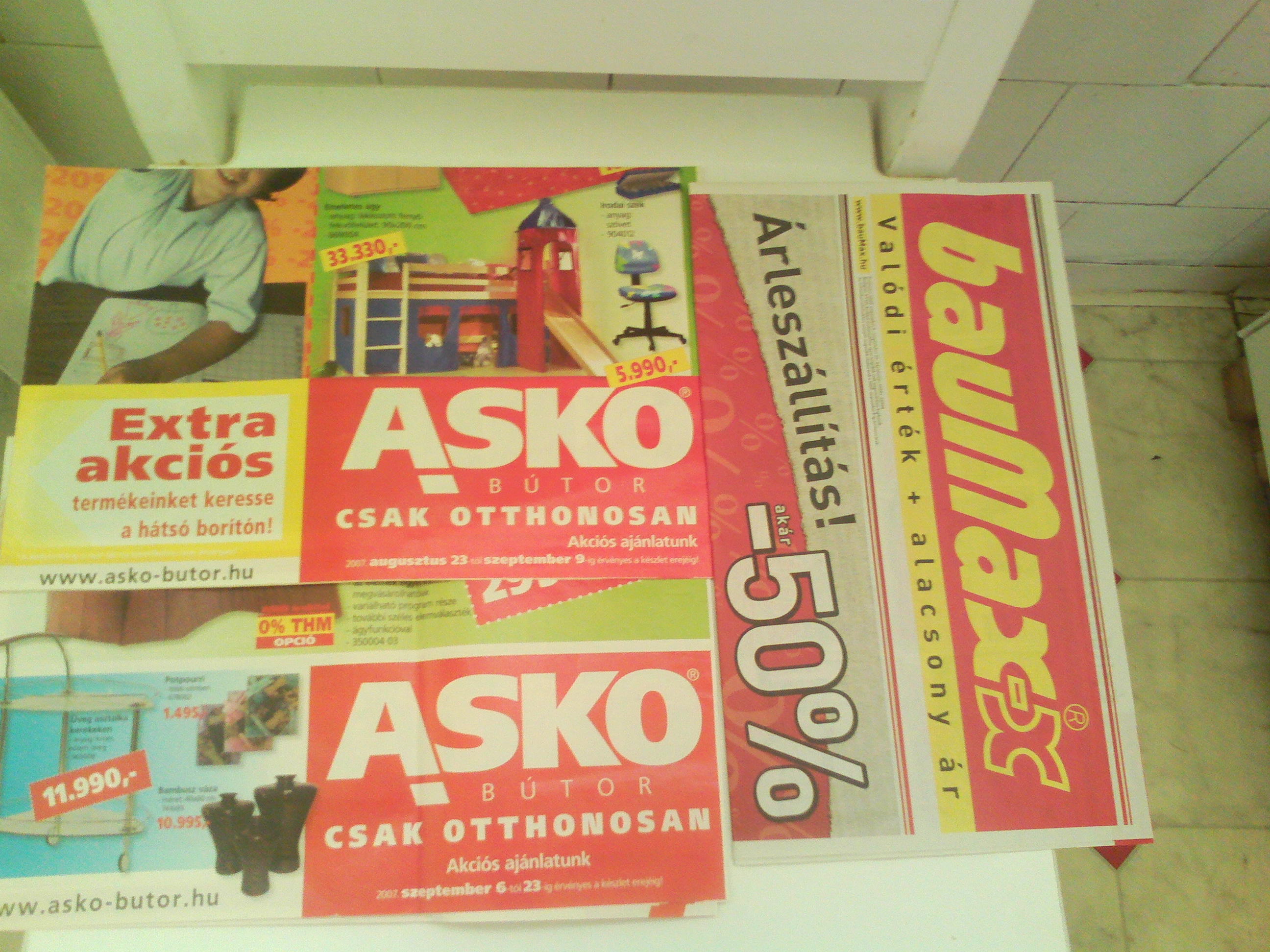 Régi reklámújságok, ingyenes kiadványok, szórólapok retro ...