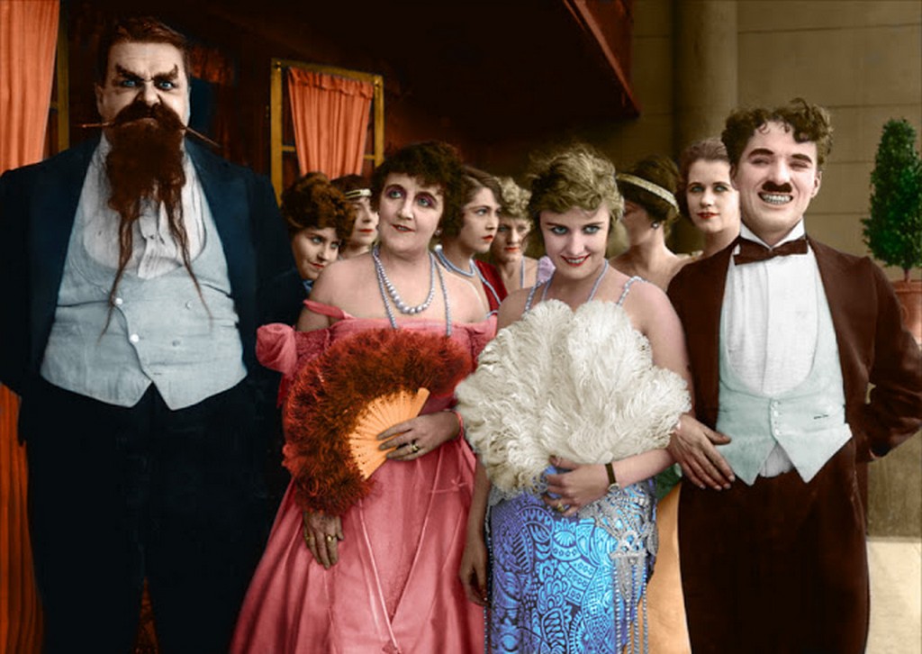 interesting_colorized_photos_of_charlie_chaplin_in_the_1910s-30s_2811_29.jpg