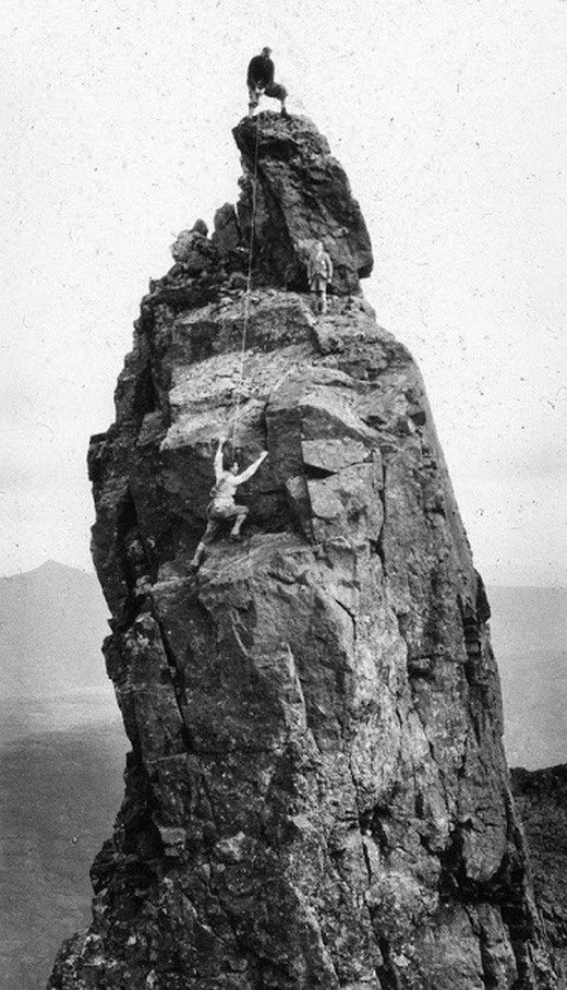 1921_az_inaccessible_pinnacle_csucs_megmaszasa_skye-sziget_skocia.jpg