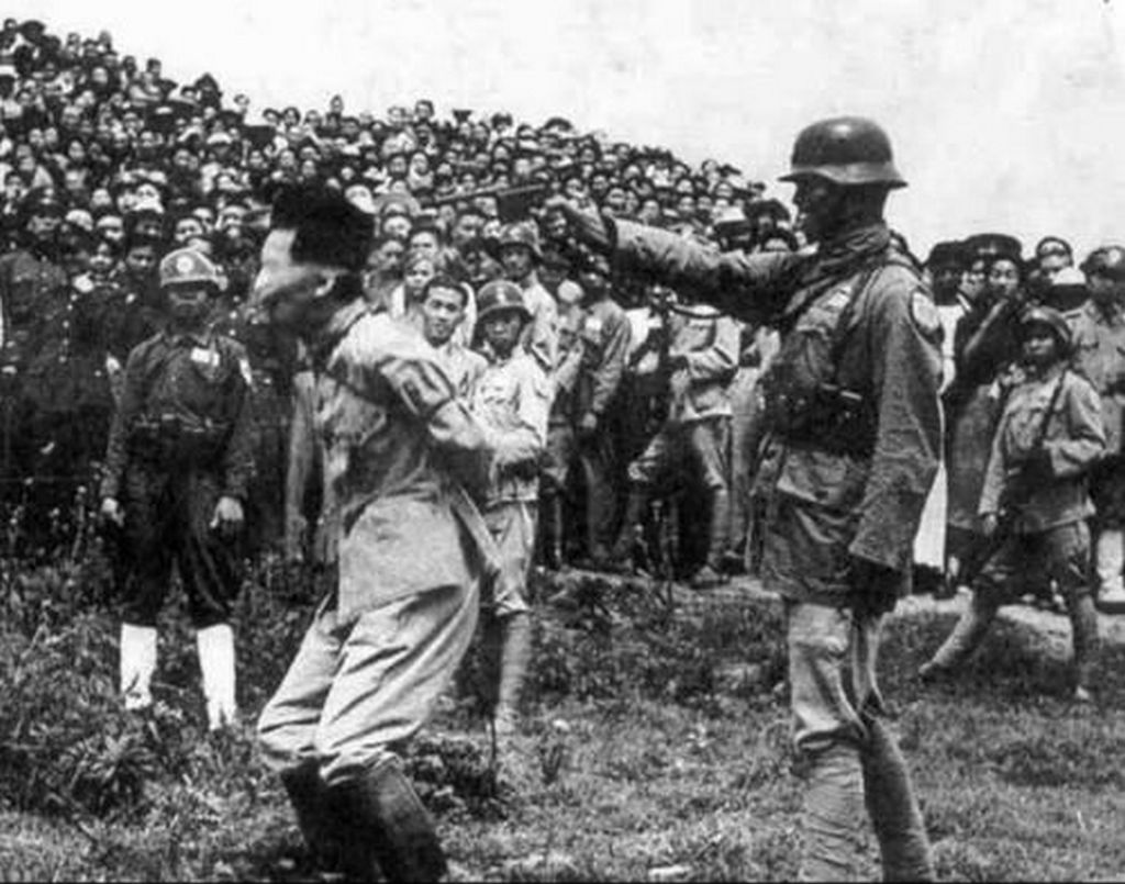 1947_general_tani_masuo_who_oversaw_the_nanking_massacre_executed_1947_found_guilty_of_war_crimes_by_chiang_kai-shek_poetically_executioner_was_a_chinese_vet_surviver_og_nanking_messacre.jpg