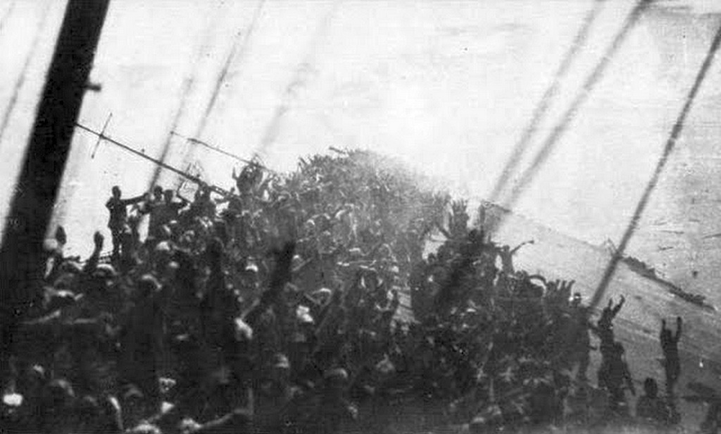 1944_crew_of_the_japanese_carrier_zuikaku_give_one_final_banzai_cheer_before_the_ship_sinks.jpg