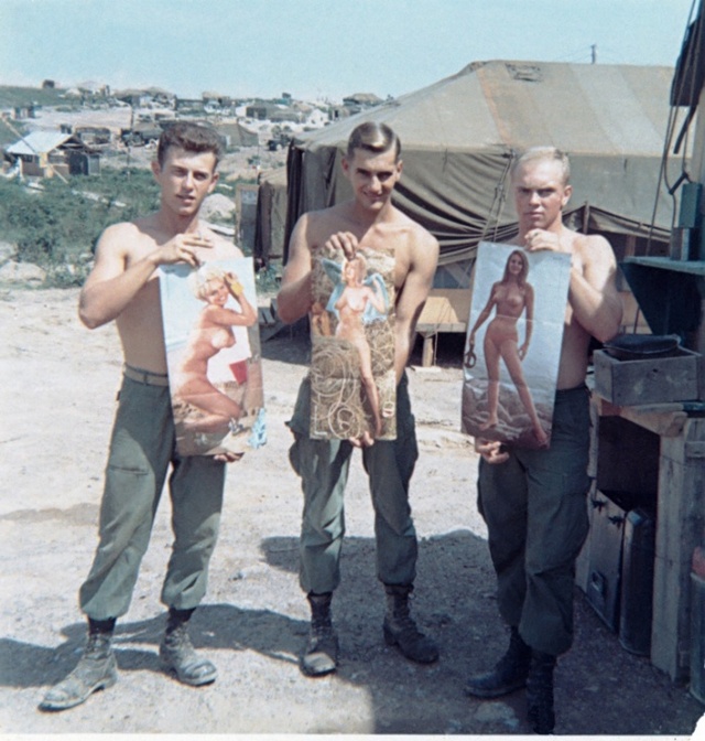 1967_amerikai_katonak_baratnoikkel_vietnamban.jpeg