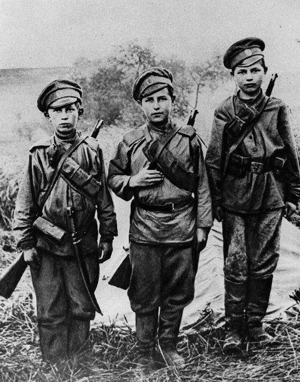 1917_orosz_gyerekkatonak_az_elso_vilaghaboruban.jpg