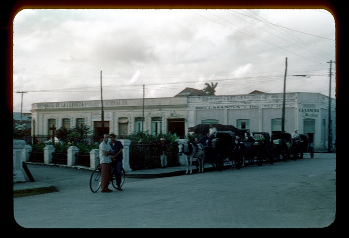 everyday_life_of_cuba_in_the_1950s_289_29.jpg