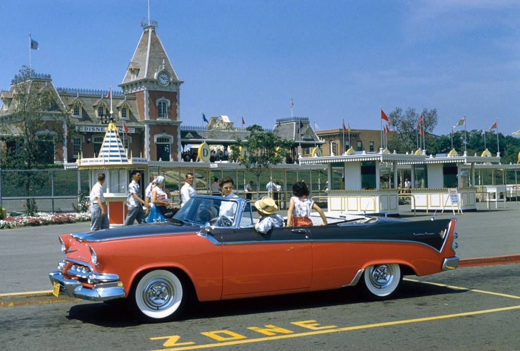 1956_visiting_disneyland.jpg