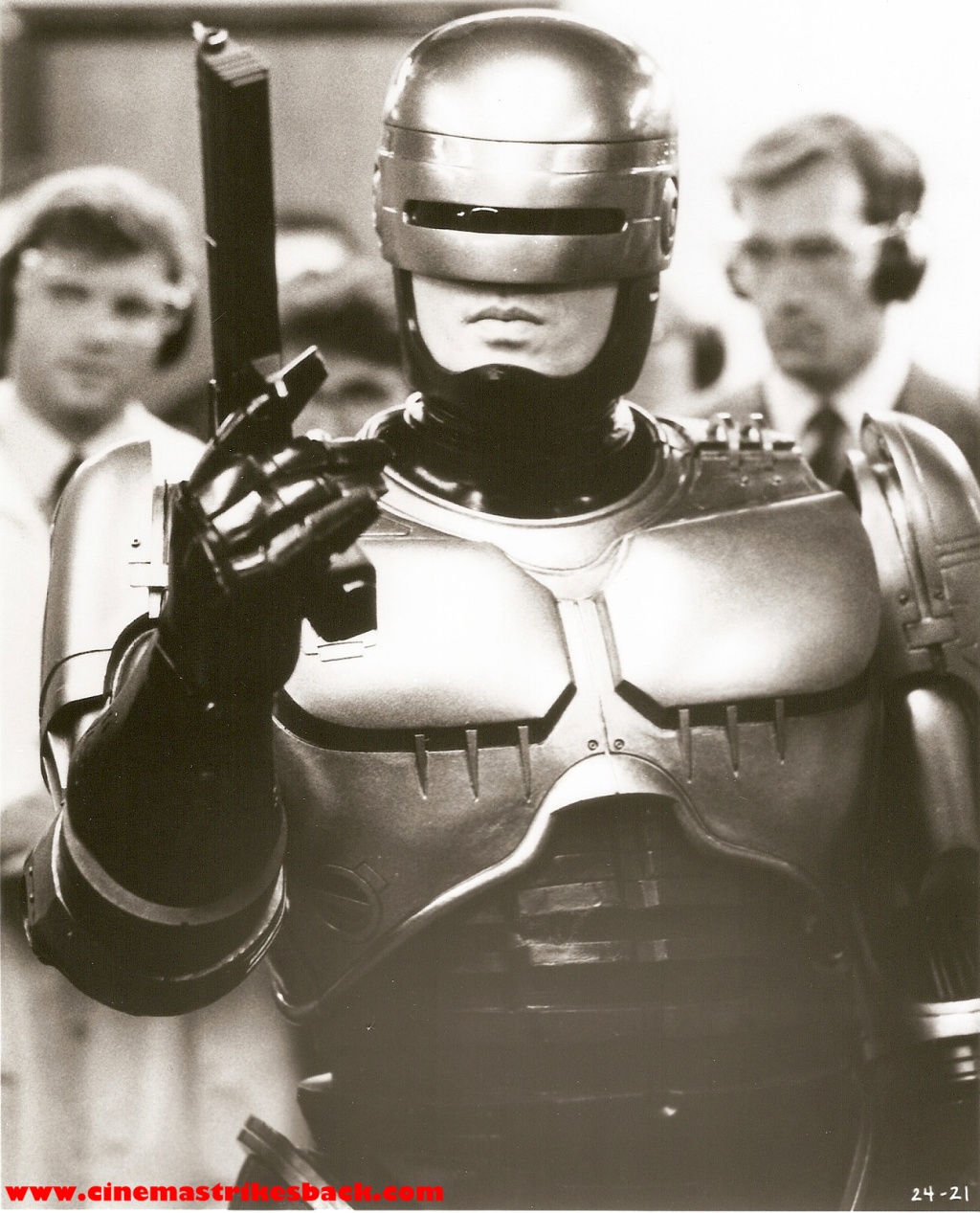 Robotzsaru [1987]