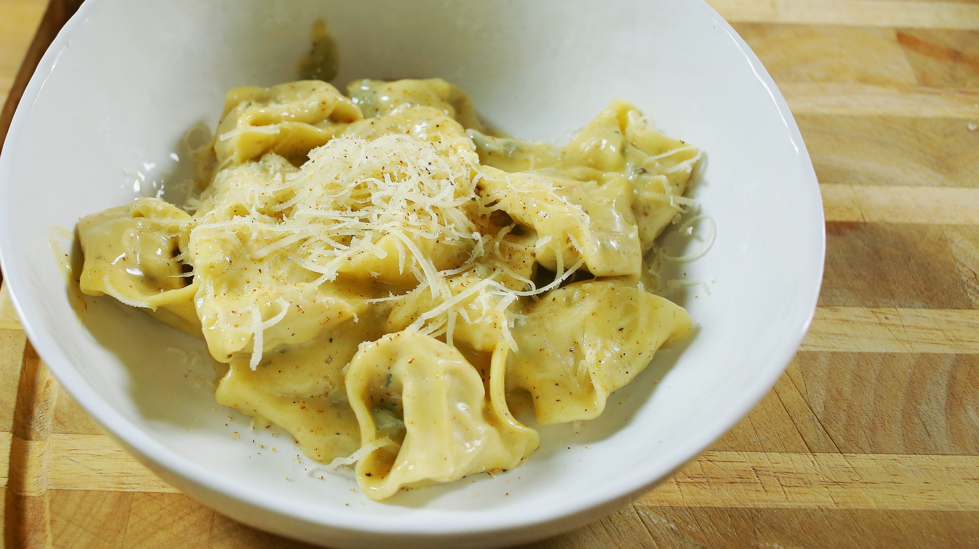 Ricottás diós házi tortellini 
