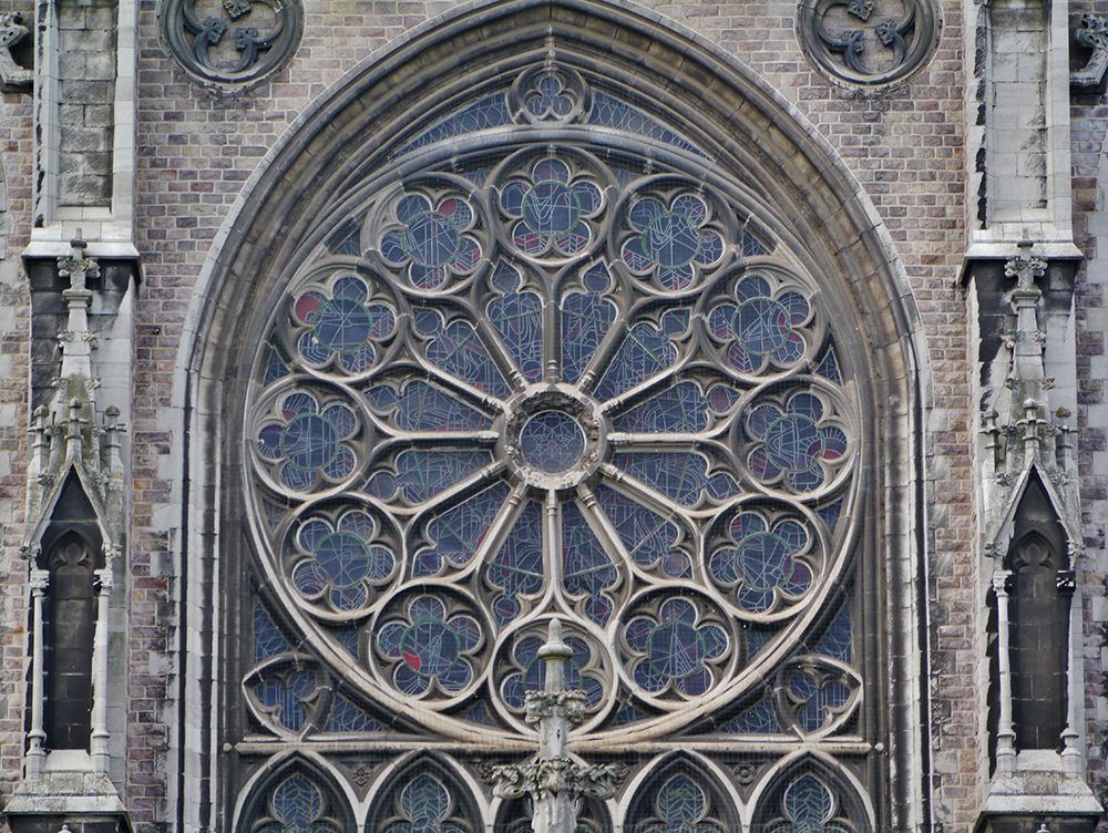 Sint_Petrus-en-Pauluskerk, Ostend, Belgium<br />1899-ben épült neogótikus stílusban egy már létező templom helyén. Ugyanaz az építész tervezte, aki a híres kölni katedrálist is. <br />