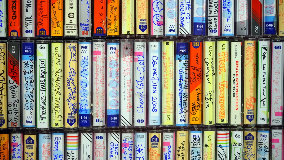 cassette_tape_music_vintage_1980s_70s_hi_fi_magnetic-598662_jpg_d.jpeg