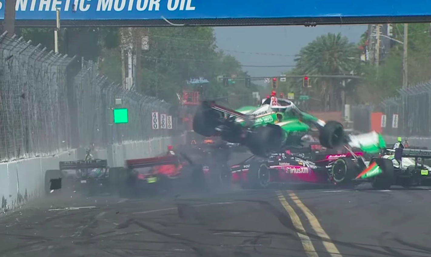 VIDEÓ Nézd meg alig 6 perc alatt az IndyCar őrült szezonnyitóját