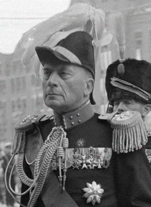 luitenant-generaal_j_j_g_baron_van_voorst_tot_voorst_1880-1963_in_1948.gif