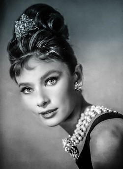 hires_szinesznok_audrey_hepburn.jpg