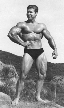 Larry Scott az első Mr Olympia