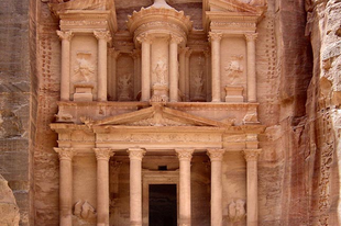 Virtuális séta a jordániai Petra lenyűgöző romvárosában