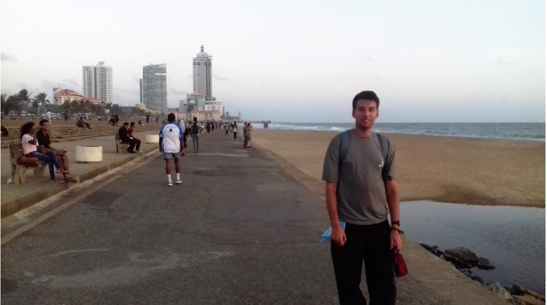 19_galle_face_beach_promenade_colombo.jpg