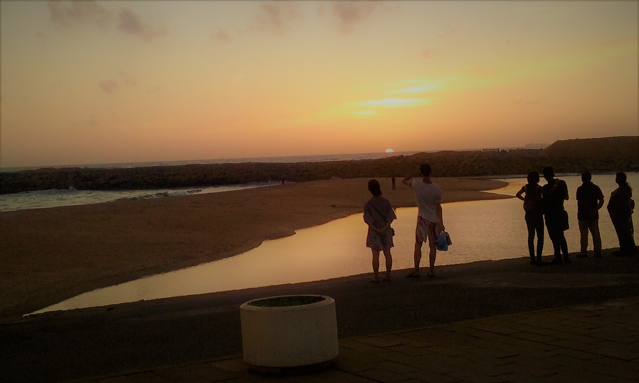 20_galle_face_beach_promenade_colombo.jpg