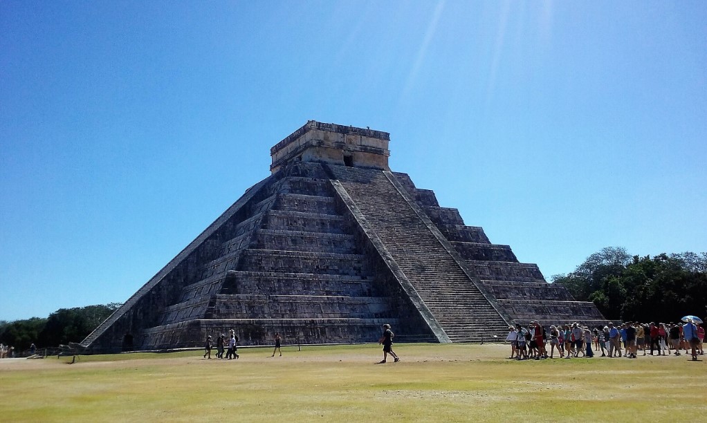 18_piramis_chichen_itza.jpg