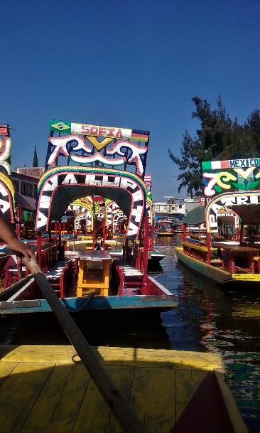 6_xochimilco_mexikovaros.jpg