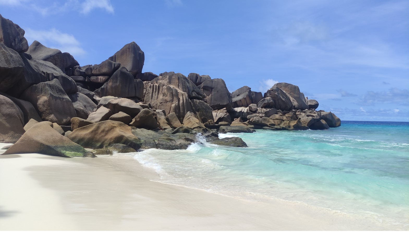 16_grande_anse_la_digue.jpg