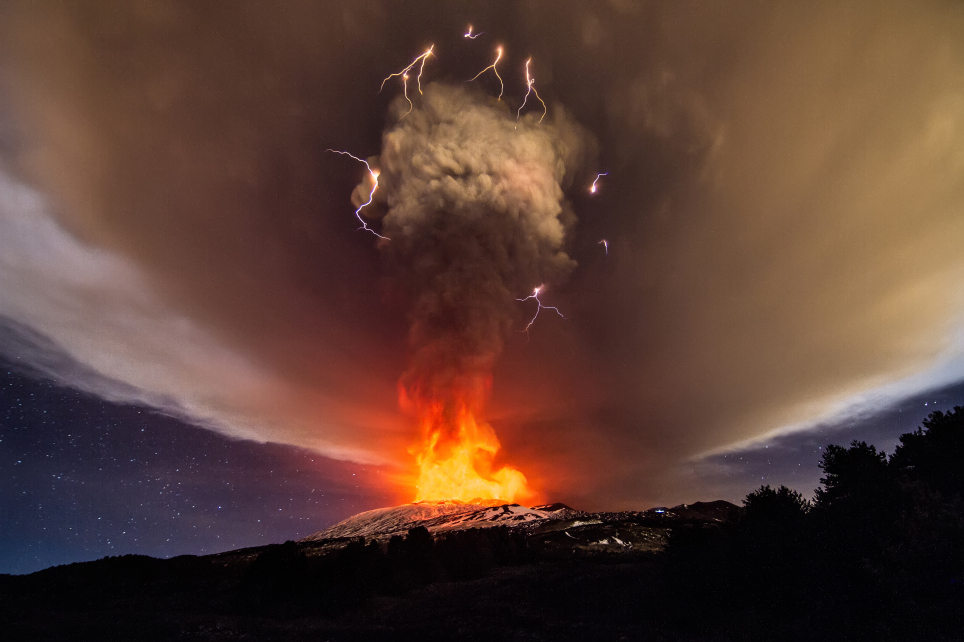 mount-etna-eruption-december-3-2015.jpg