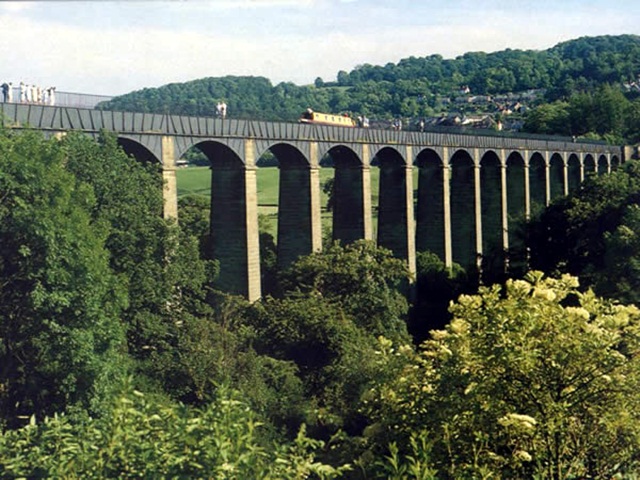 s-area-llangollen-aqueduct-big.jpg