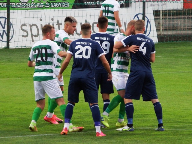 Ezer sebből vérezve a vendégcsapat még mindig keresi az igazi arcát: Kaposvári Rákóczi FC-Bicskei TC 3-0 (2-0)