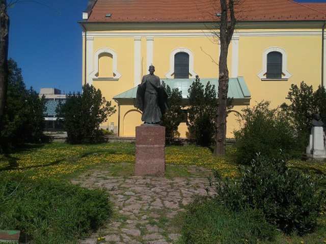 Reggel a Szent István-szoborhoz, délután a Bicske Szíve Parkba várja ünnepelni a bicskei polgárokat augusztus 20-án az Önkormányzat!