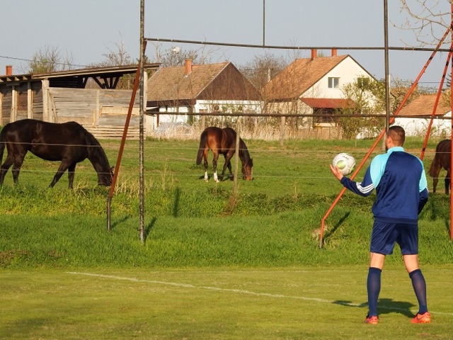 3 pont és gyötrelmes mérkőzés a falusi turizmus eredménye: Pátka-Bicskei TC 0-1 (0-1) - fotógaléria!