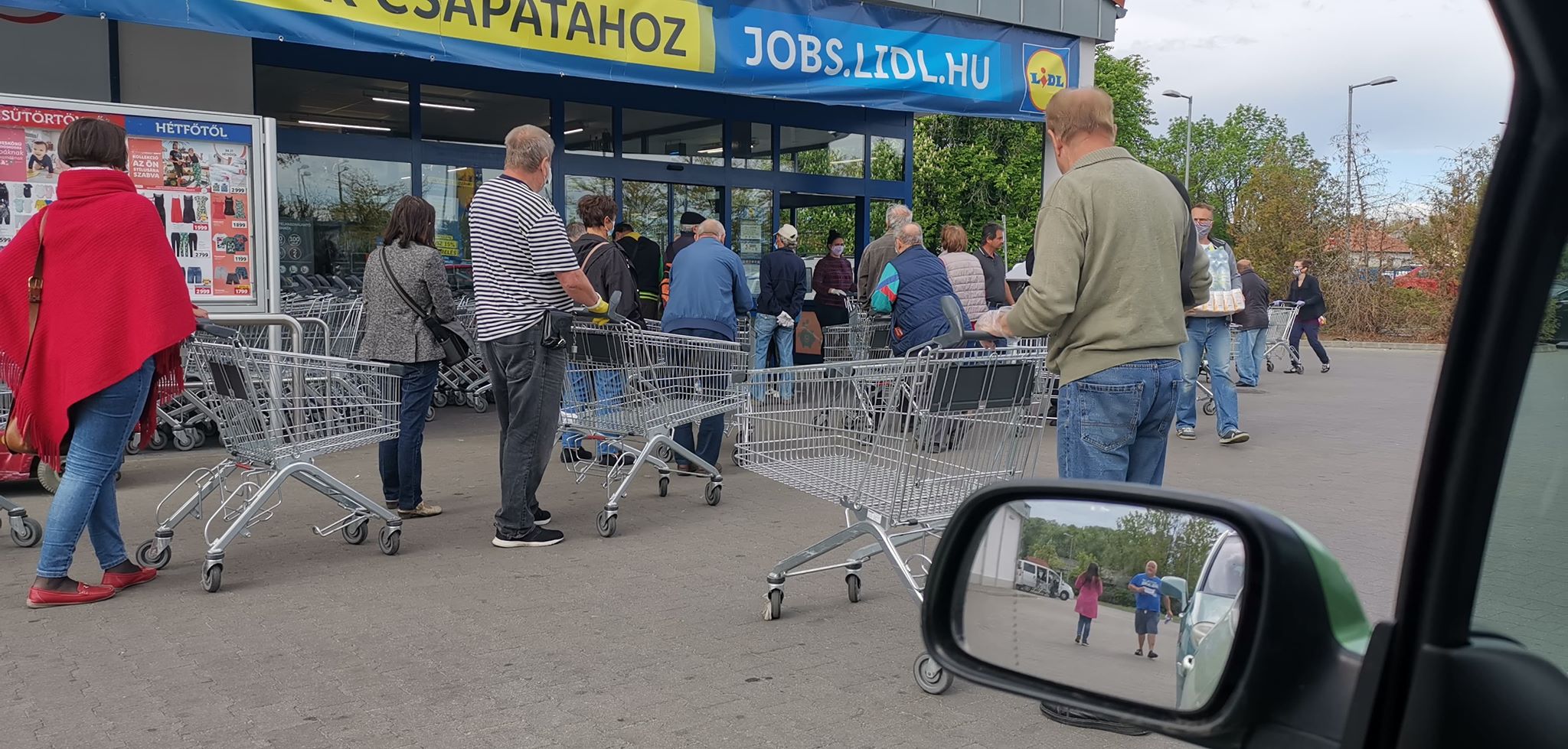 lidlbejarat.jpg