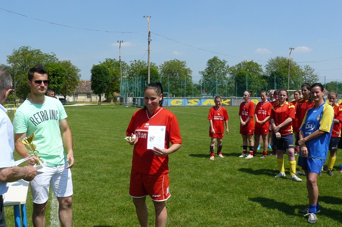 golkiralyno-_karlovecz_eva_ujszentivan.JPG